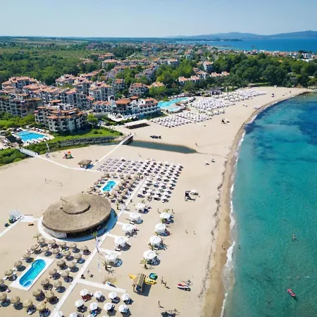 Oasis Premium アパート ロゼネッツ