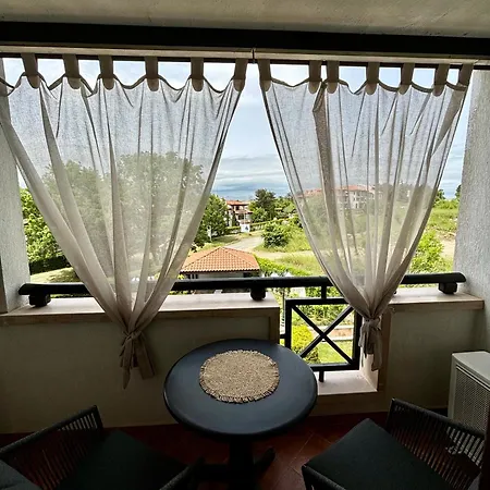Oasis Premium Lozenets
